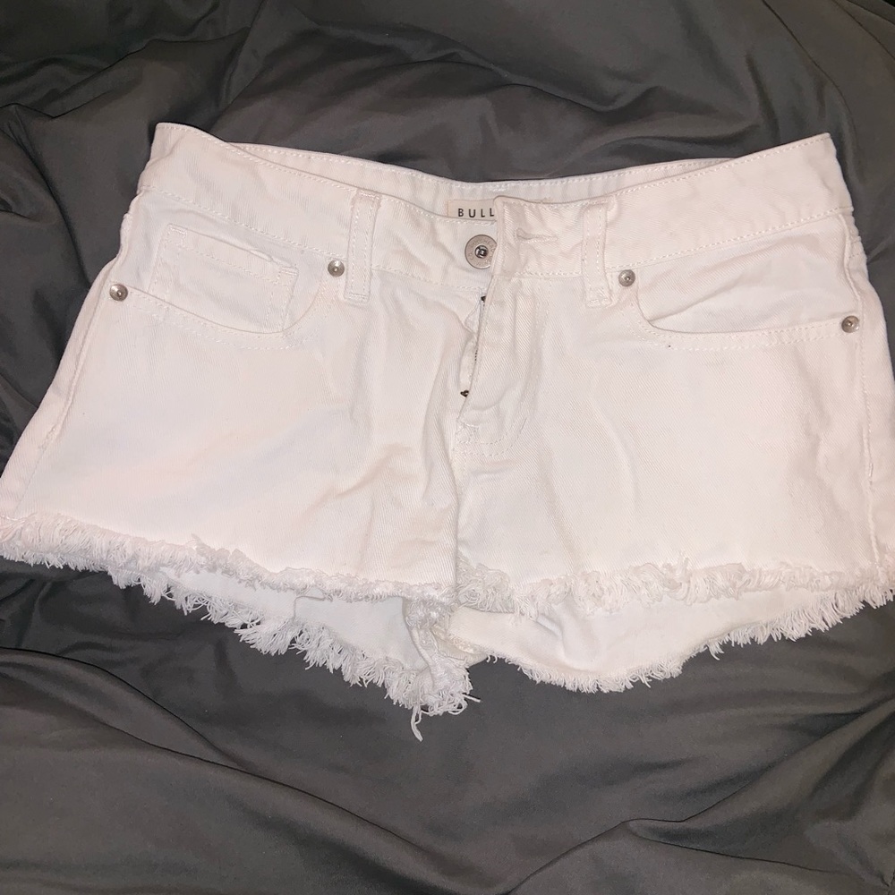 White Pacsun Jean sorts